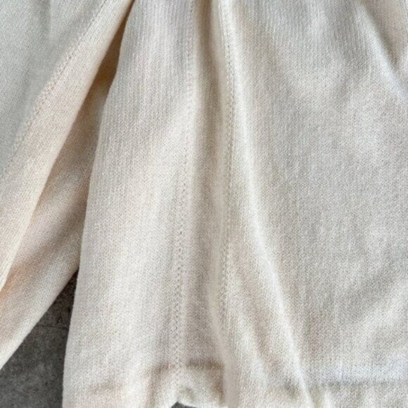 St. John Vintage Santana Knit High Waist Shorts Size 12 With Pockets Beige - Picture 7 of 13